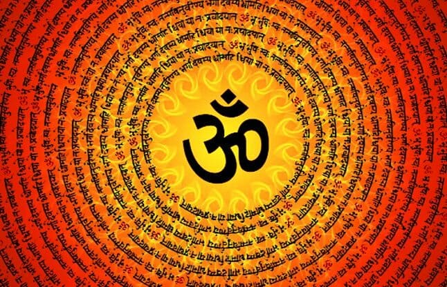 Best and complete gayatri mantra, mantra gayatri in hindi, benefits of gayatri mantra, गायत्री मंत्र